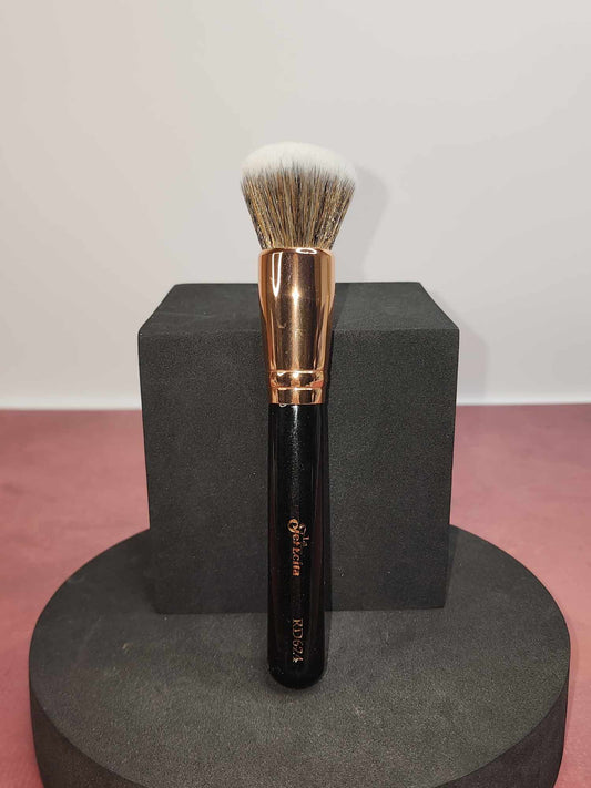 No. RD624- Large foundation brush