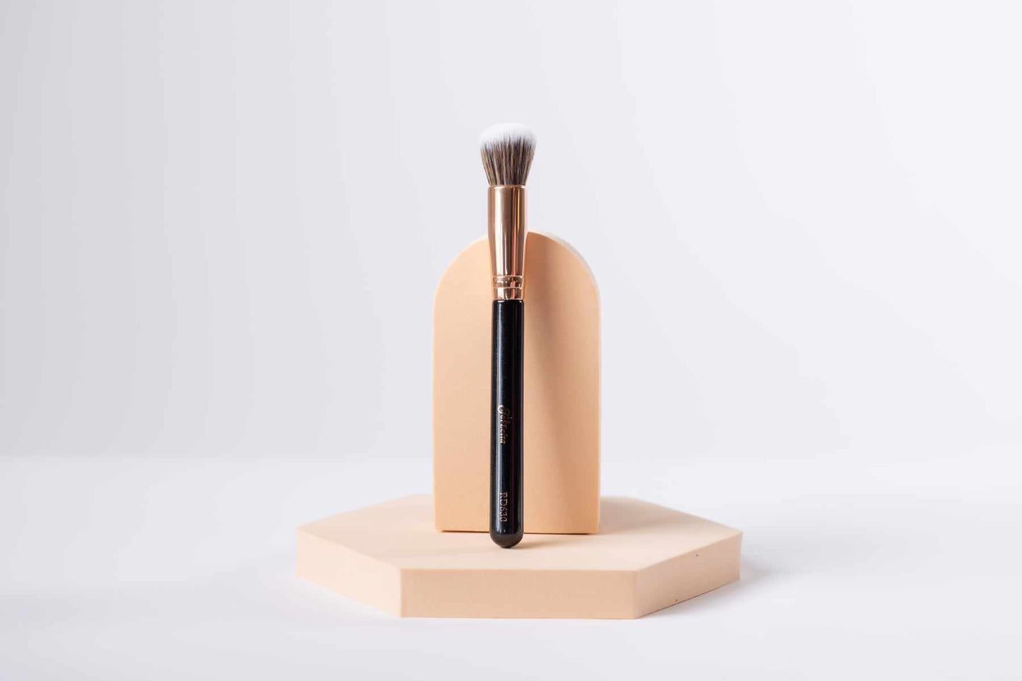 No. RD630- Small Foundation Brush